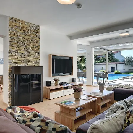 Klen Holiday home *